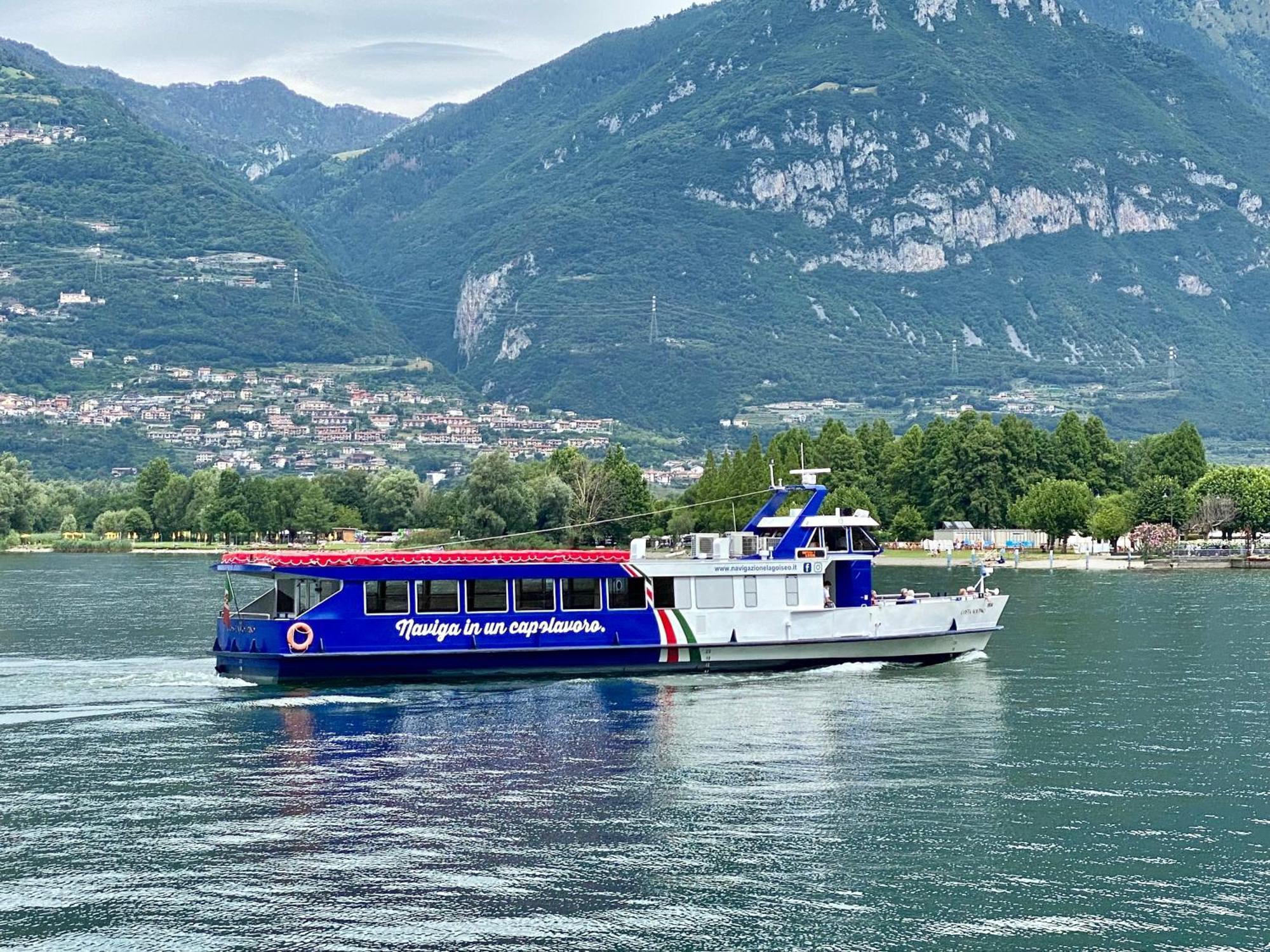 Casa Anna Lägenhet Lovere Exteriör bild